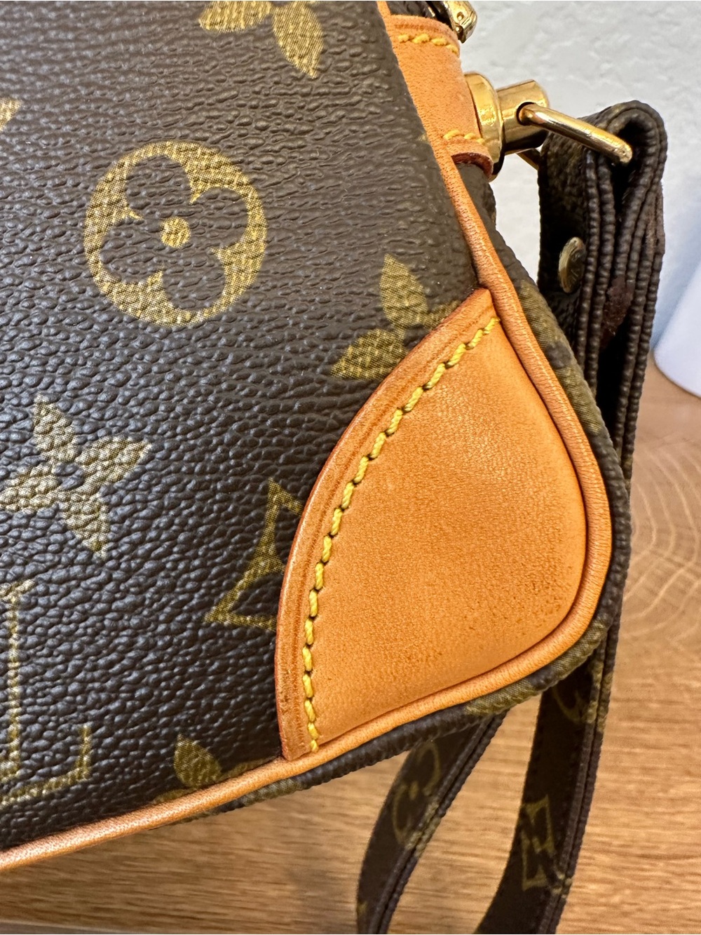 Louis Vuitton Marly Dragonne PM Brown Monogram Canvas Wristlet with Strap - Picture 9 of 16